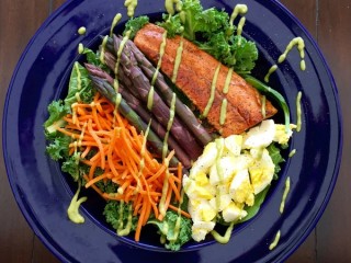 Purple Asparagus and Salmon Salad https://balancingforlife.com/?p=341